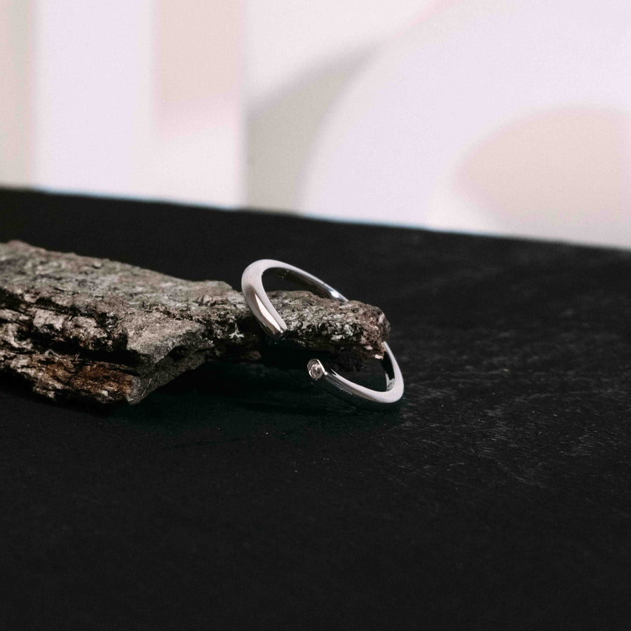 Inel simplu argint Amara cu zirconiu - Atelier Bijuterii Nimba
